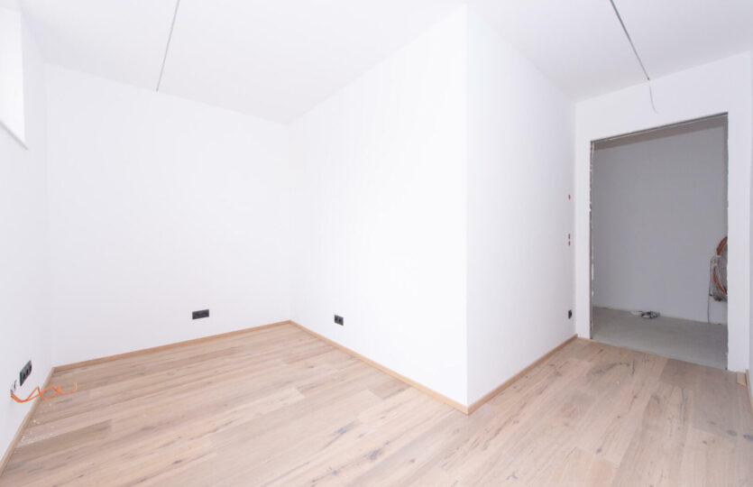 Hauseggerstraße 39 W3-02