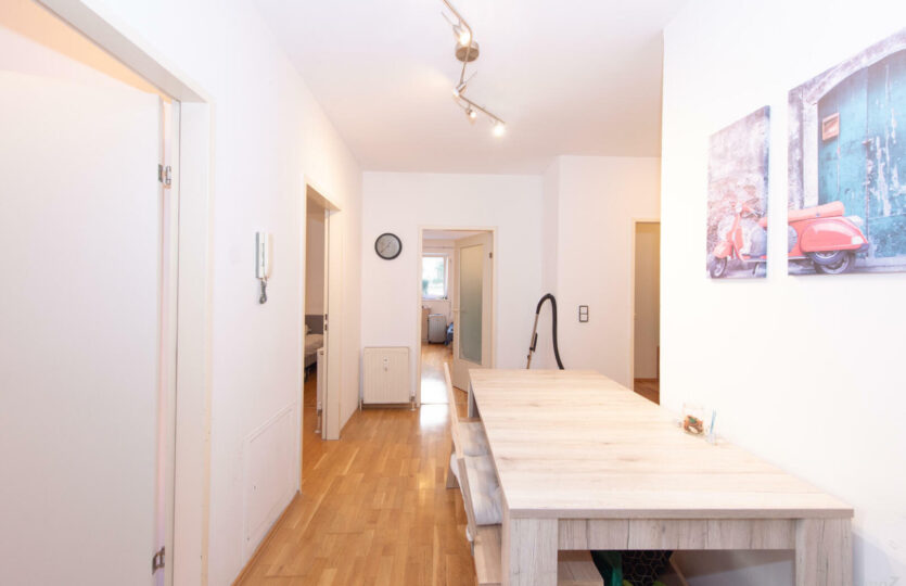 Heinrichstraße 69a-06