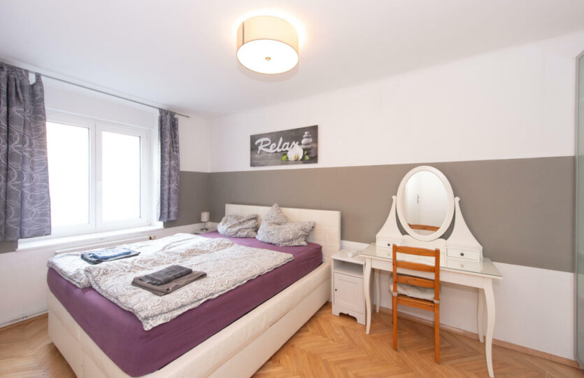 Annenstraße 66 W1-12