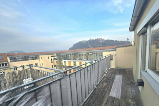 Wunderschöne Maisonette-Dreizimmerwohnung mit Balkon! 24