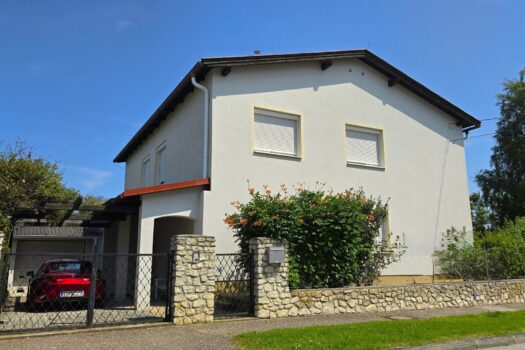 24WIUIV8joqxdlaCDxt4sZ