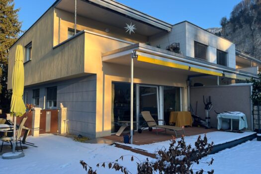 24hOVjvcSomP248xwR3kns