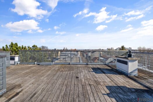 2FIbqsYxoD4WAfKI32NIIy