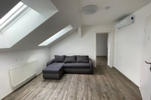 2axz1iWvSLgGb0xwFD24bM