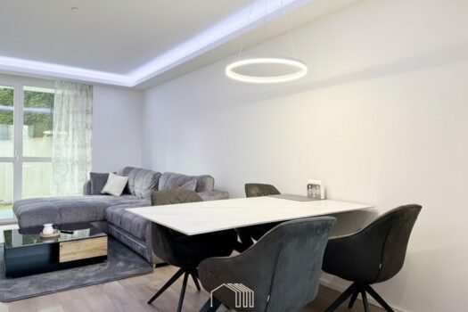 2ytirQOyqo2dVC9MMvziTa