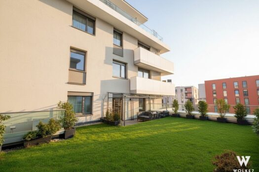 30e6fy5M1OVeQ8rtIwTlBF