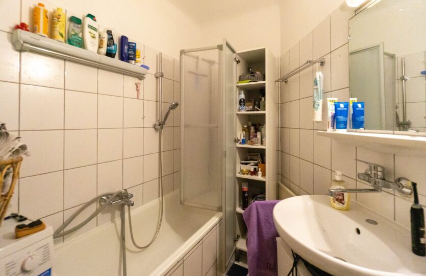 Badezimmer mit Wanne
