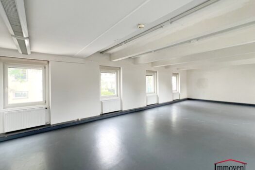 3LxFlIwY5GStlophYlgtLa