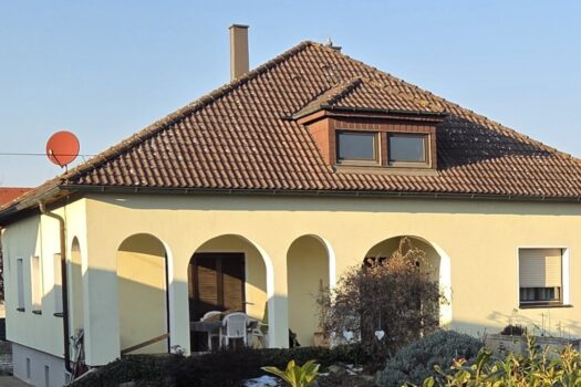 3phMaInCJSVXj383ZNy0xI