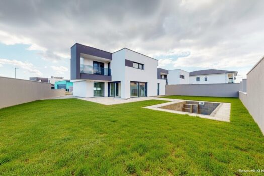 45uc8OUennsAHjYh6pMjT7