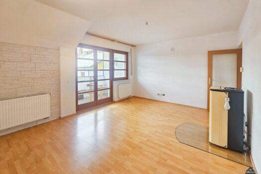 4F452amj85CEHVxXkJeddj