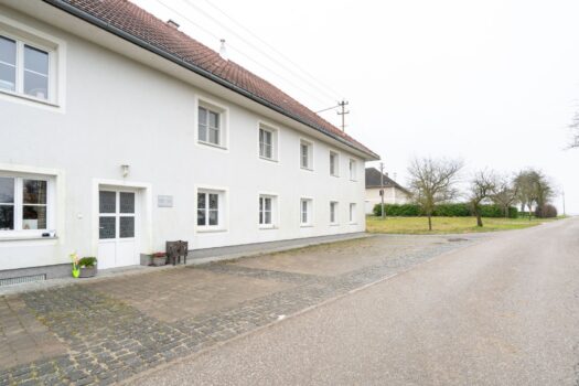 4JEH5XPqQTqEsiiHgpnzes 1