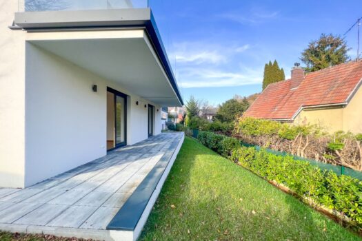 4UQ1ciMmHvbTh63F6wdzL5