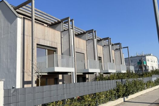 4X83xluBi4NJLDPorYvMI1