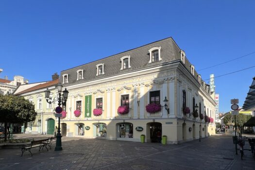 Außenansicht von der Straße aus