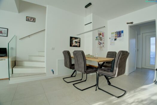 4Y20O8eoSqTwqGRZrbkH8C