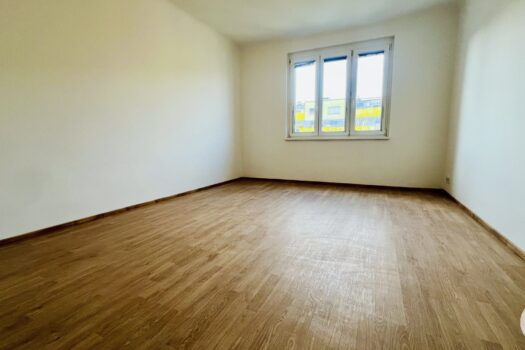 5Cc5uxIXK4JbRUPj83B5bY