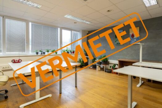 5TMJg5B8HWn3ggRsWzMohs