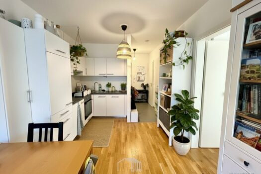 GARTENWOHNUNG: Sonnige 3-Zimmer-Wohnung mit Eigengarten und Tiefgarage in GEIDORF! 5XEsyAaFdsSe82myrgz9a9