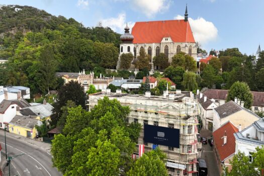 BÜRO II ATELIER II PRIVATORDINATION II KANZLEI II ÜBER 4 METER RAUMHÖHE II PRESTIGE UND ELEGANZ II WOHNEN IM DENKMALGESCHÜTZEN MÖDLINGER STADTJUWEL II FUSSGÄNGERZONE 5eDJuuTMM6cQweS6elRNfU