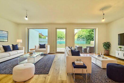 IHR SCHLÜSSELFERTIGES TRAUMHAUS IN IDYLLISCHER LAGE! Modern, komfortabel und naturnah! 5yMz2FL4ZCBzv0g73oNkel