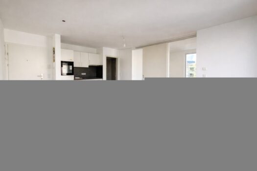 6SzJeIiuR5x84KPIZekrtJ 13