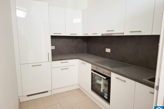 6gt0fKmfXwVHDYNaT6daSJ