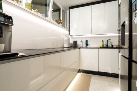 6iXFUOA351UKElaD1TCWdR