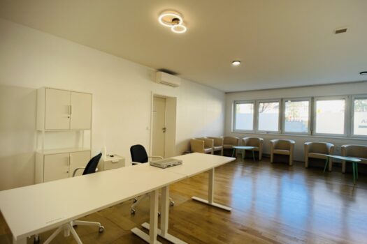 7BdageQor20xVnjNwuZnuB