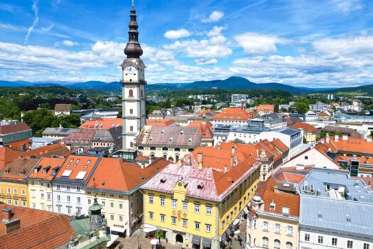Repräsentatives Altbaubüro im historischen Palais Orsini-Rosenberg – Alter Platz 1, Klagenfurt Luftbild Alter Platz