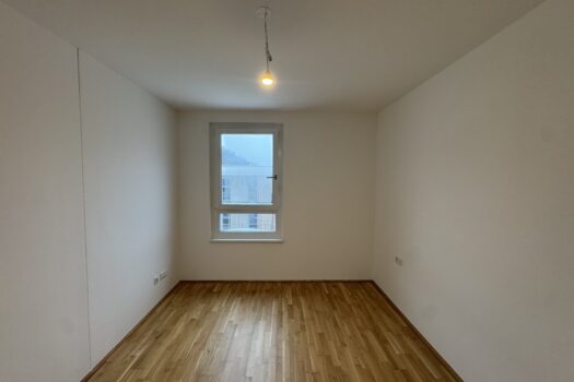 2-Zimmer Wohnung + Stellplatz zur Vermietung! Jetzt Anfragen und Besichtigen! JETZT ANFRAGEN! 7dJAJIkd43CSpXsu5yEqOW