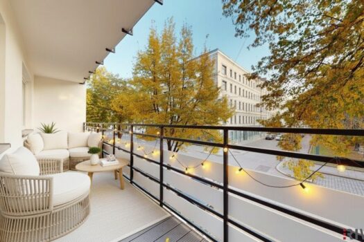 Loggia KI-Bearbeitet