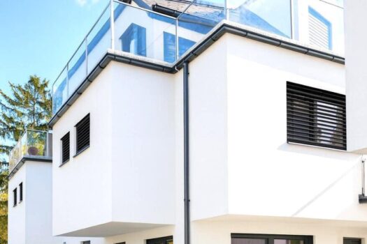 Neuwertige Maisonette in 1220 Wien: 4 Zimmer, Balkon, Terrasse & KFZ-Stellplatz! Gebäudeansicht