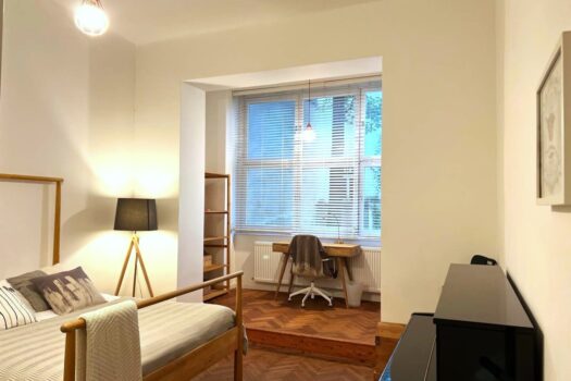 KLIN4UJeyHUKNFtul02QC