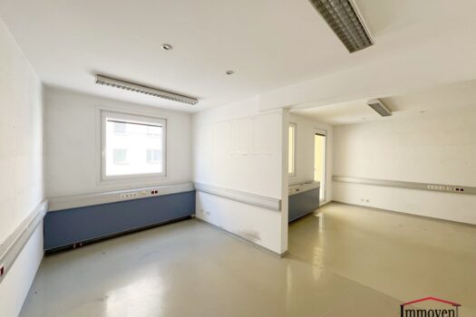 Qa4z45yNj4rMYwMZLF61T 1