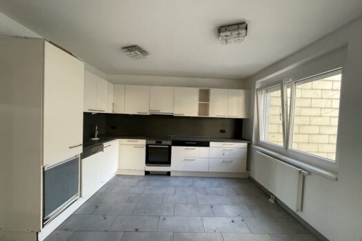 Renovierungsbedürftige Wohnung zzgl. 8,25 m² Balkon am Handelskai! ZF0D8s7M4hJOfRAzEIfgF