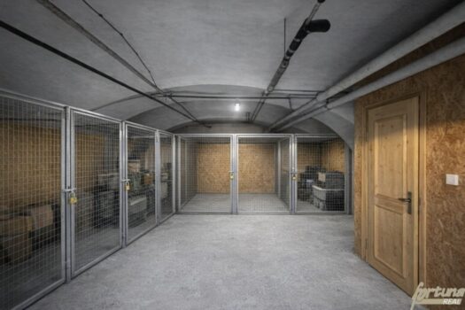 aZeRSoVBYUVBkxZtX939g