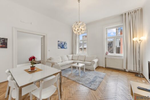 iVcKfj0nkUobsnESp8JBY