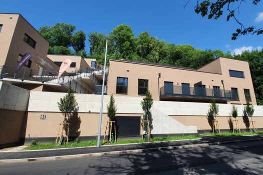 Exklusive Terrassenwohnung mit 68 m² Freifläche im Hill Resort am Schlosspark***** ngPFl39t8TFKkCsNHxGcu