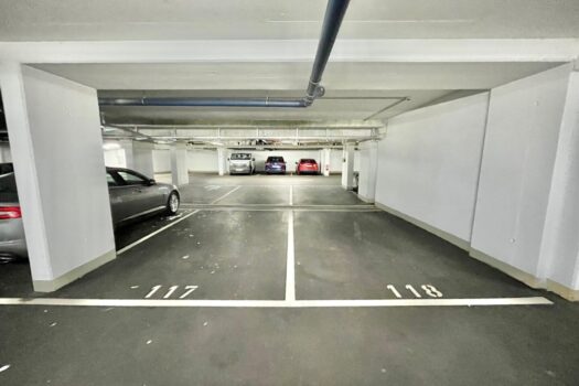 15AG8YtCkNr54rmueIMUMe