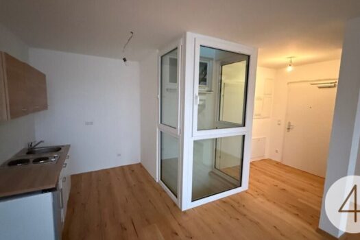 15JGqIahHhCy1Hl8z96vnd