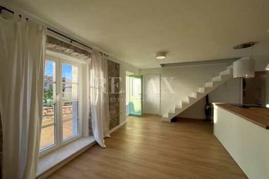 KRK - Steinhaus, großer Garten 1670501474 krk kuca 6