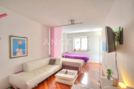 1764838383 3 garsonjera 1