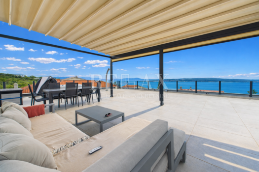 1770286539 dramalj stan sa krovnom terasom 2