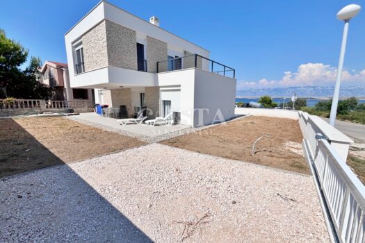 1770494551 costa nekretnine prodaja kuce s bazenom vir 122