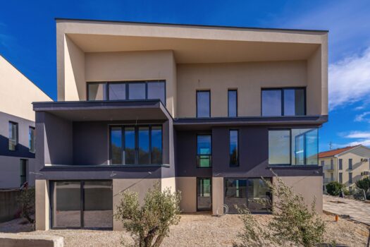 1771102870 apartment krk 1