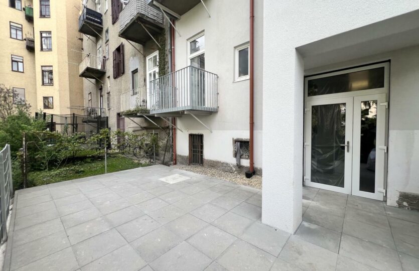 20240409_095356507_iOS