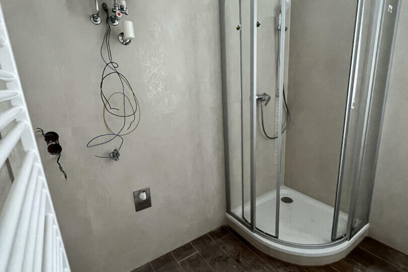 20240424_092112369_iOS