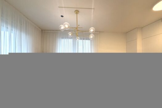 1EaIaSe9EDSdEI5AJ2gpGF