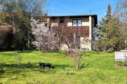 Einfamilienhaus mit 700m² Grundstück (Teilungsentwurf) 093234